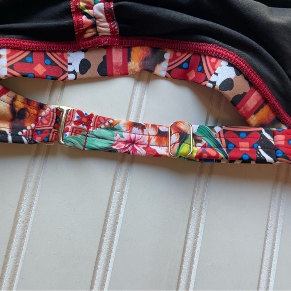 Venus Heavenly Halter Top Bikini Set Mid Rise Bottom Red Size Medium 8 NWT - Picture 10 of 12